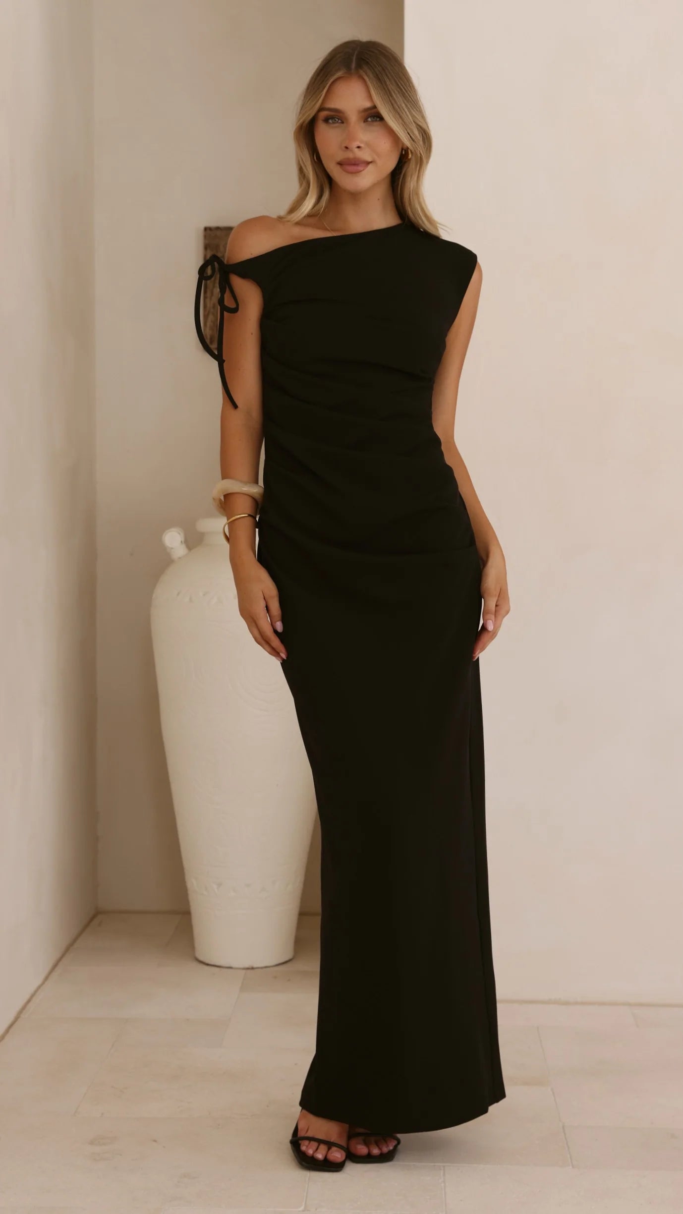 Lealah Maxi Dress - Black